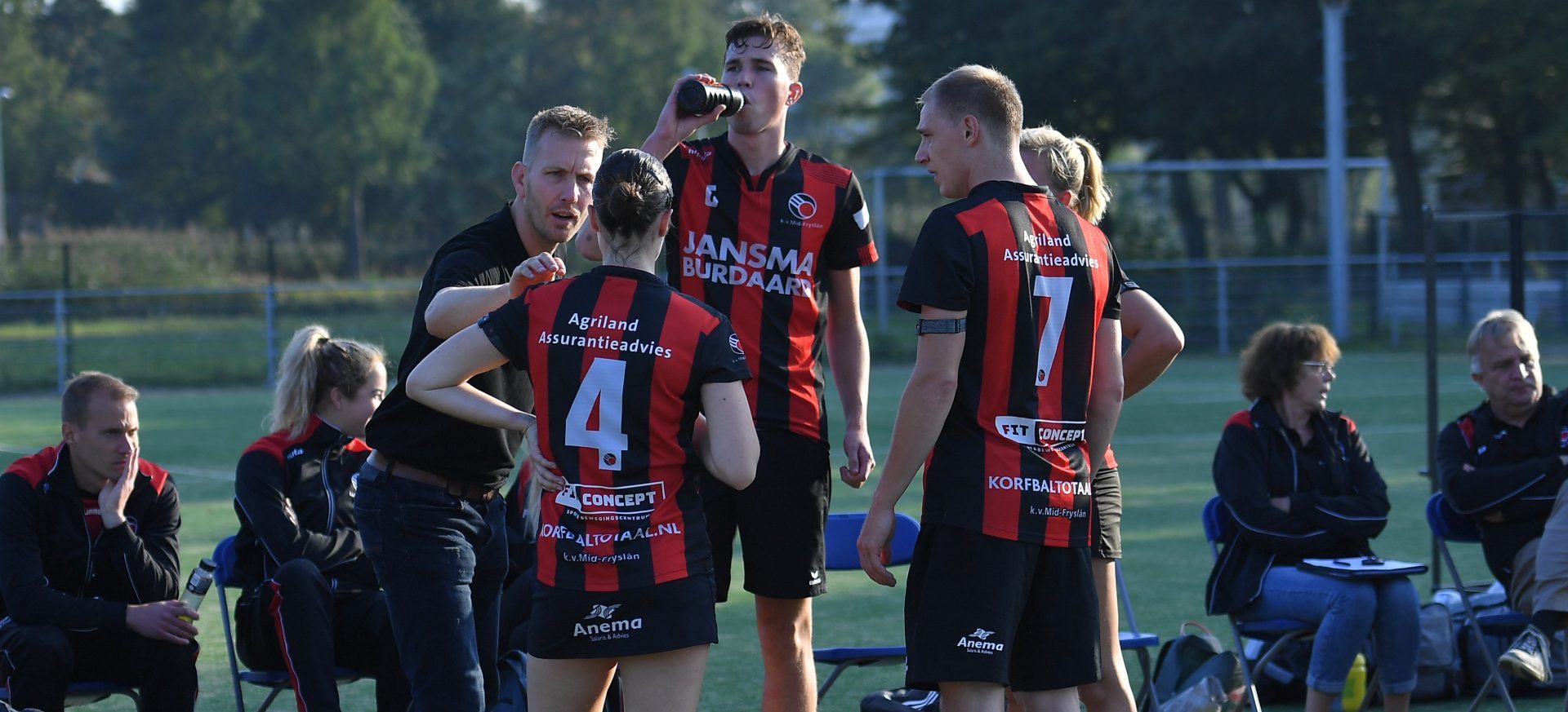 Hoofdklasse Round-Up #7: Tempo en Wageningen verspelen punt, top-3 HKB zonder fouten