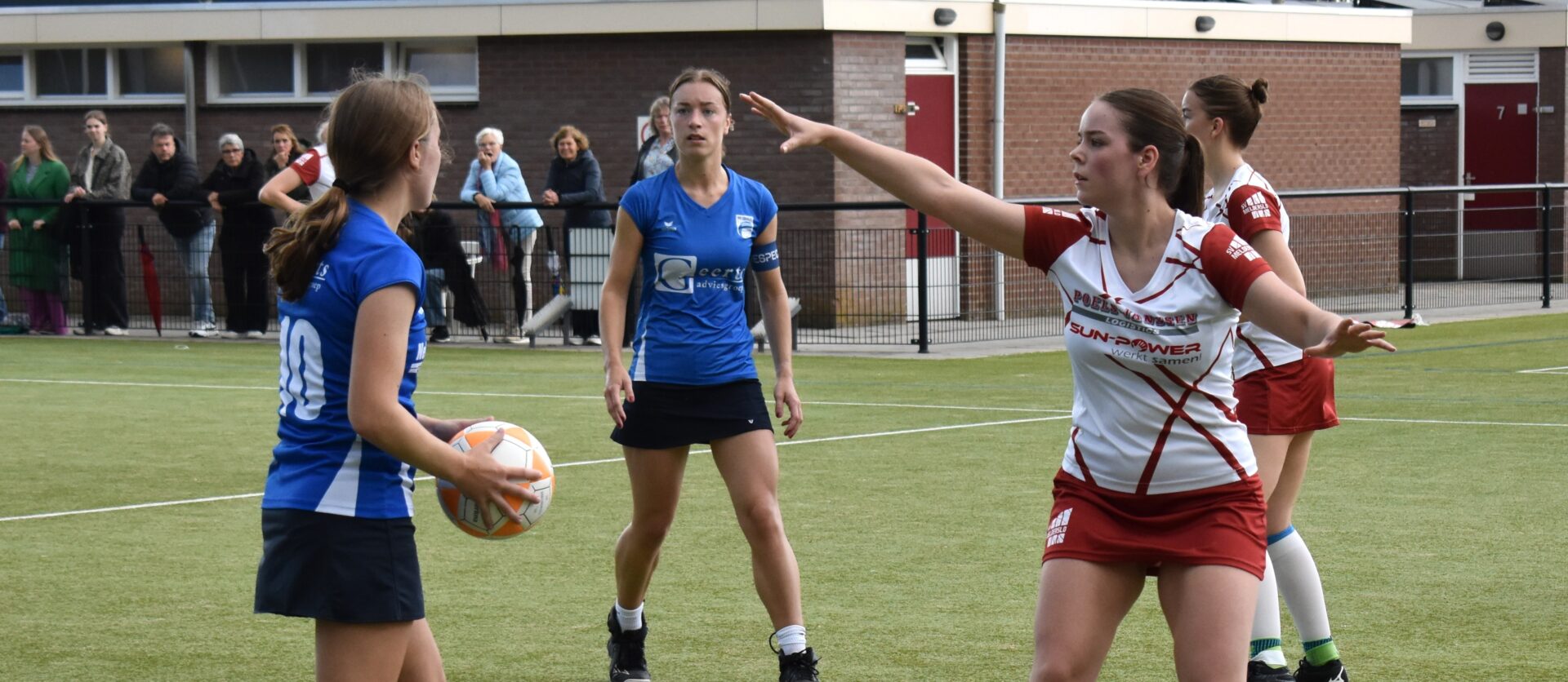 Dameskorfbal Topklasse 2024-2025 - veld #9